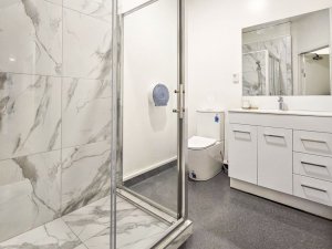 Toilet 1-1