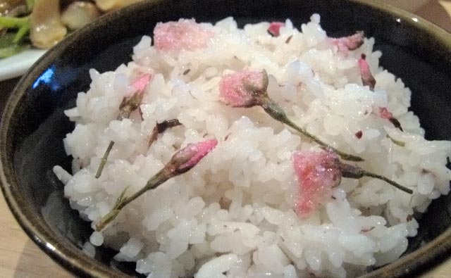 桜ご飯