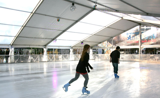 アオテア・スクエアにスケート場がオープン！