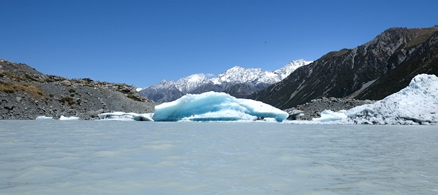 tasman-glacier-lake-2
