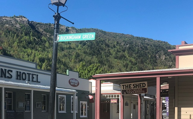 アロータウンでの食レポート