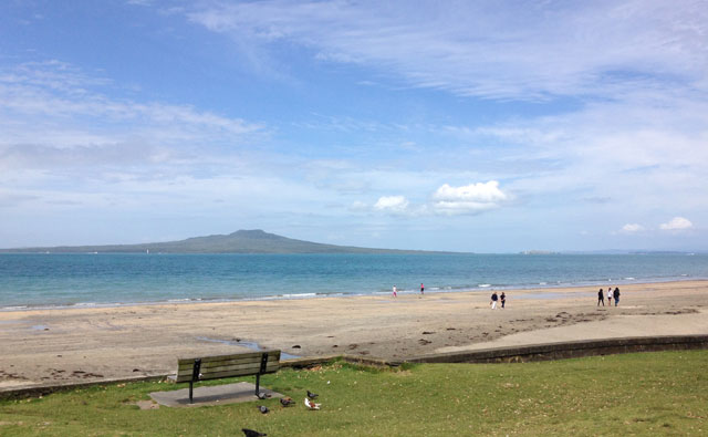 Takapuna Beach